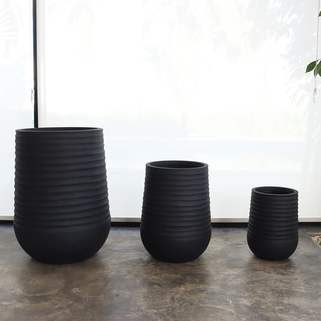 حوض مخطط طويل (أسود)